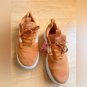 NEW Vans UltraRange EXO Shoes Orange Tiger Eye White Men’s Size 12